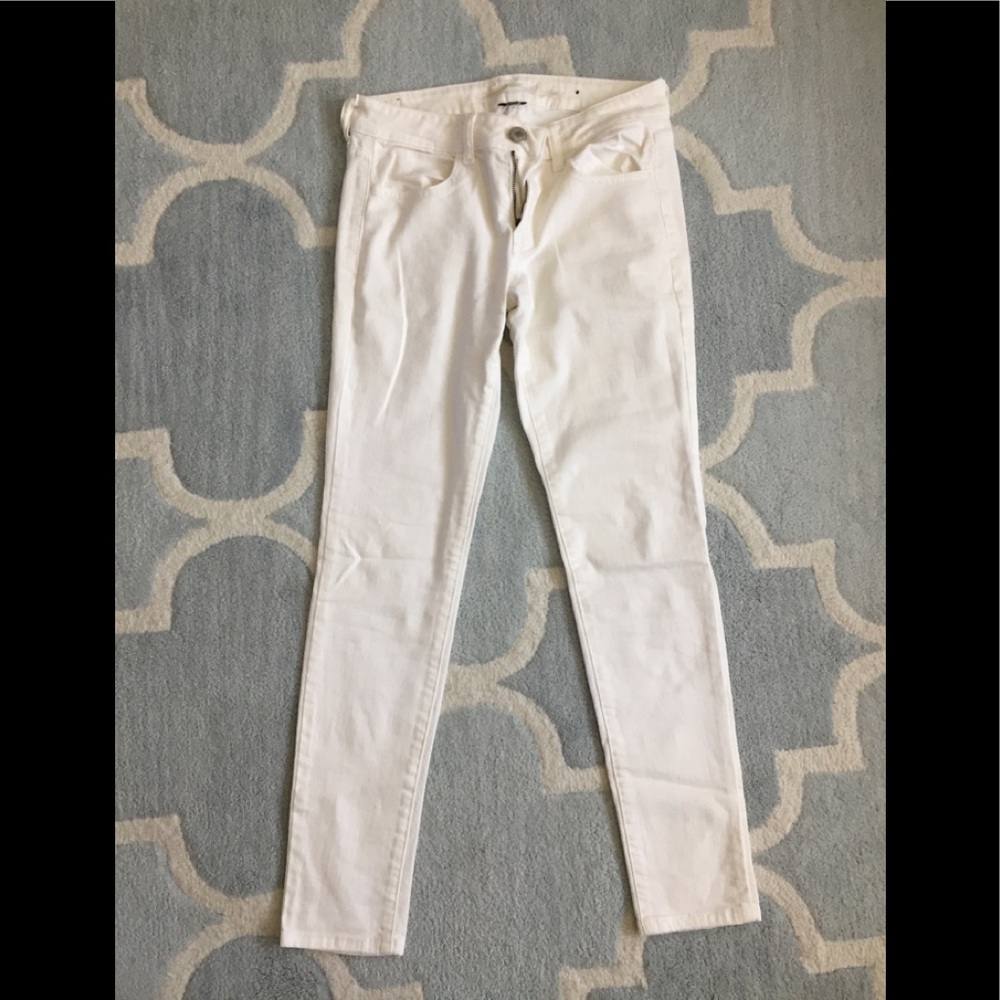 American Eagle white jegging